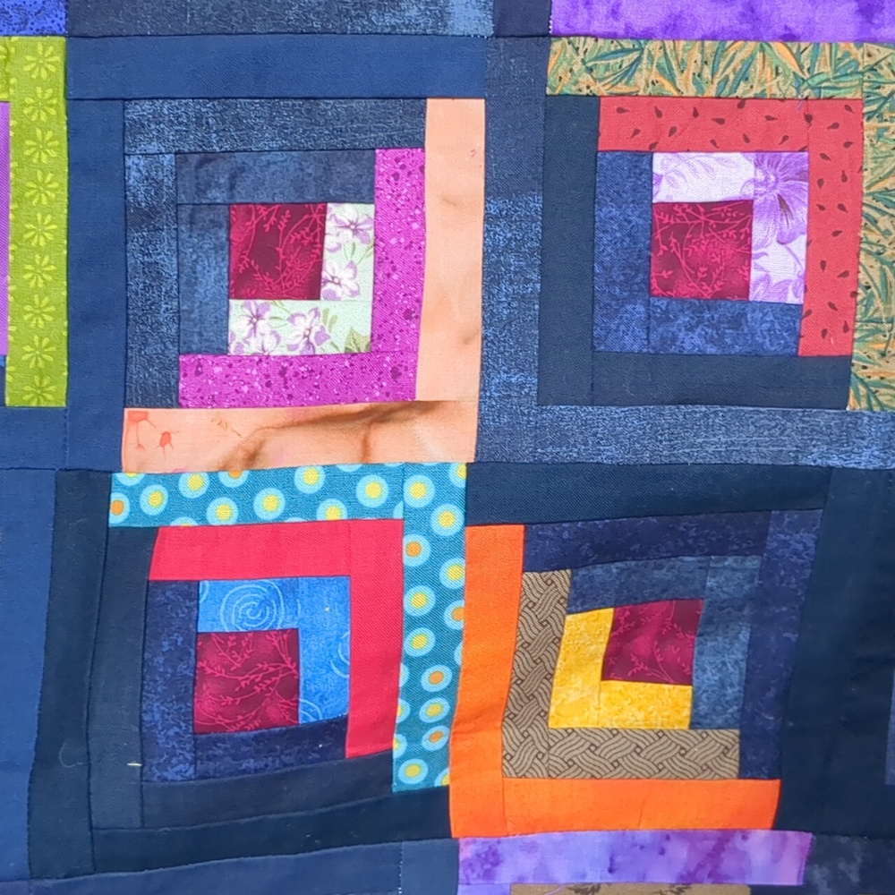 Log cabin pieced quilt top - Picture 9 of 16